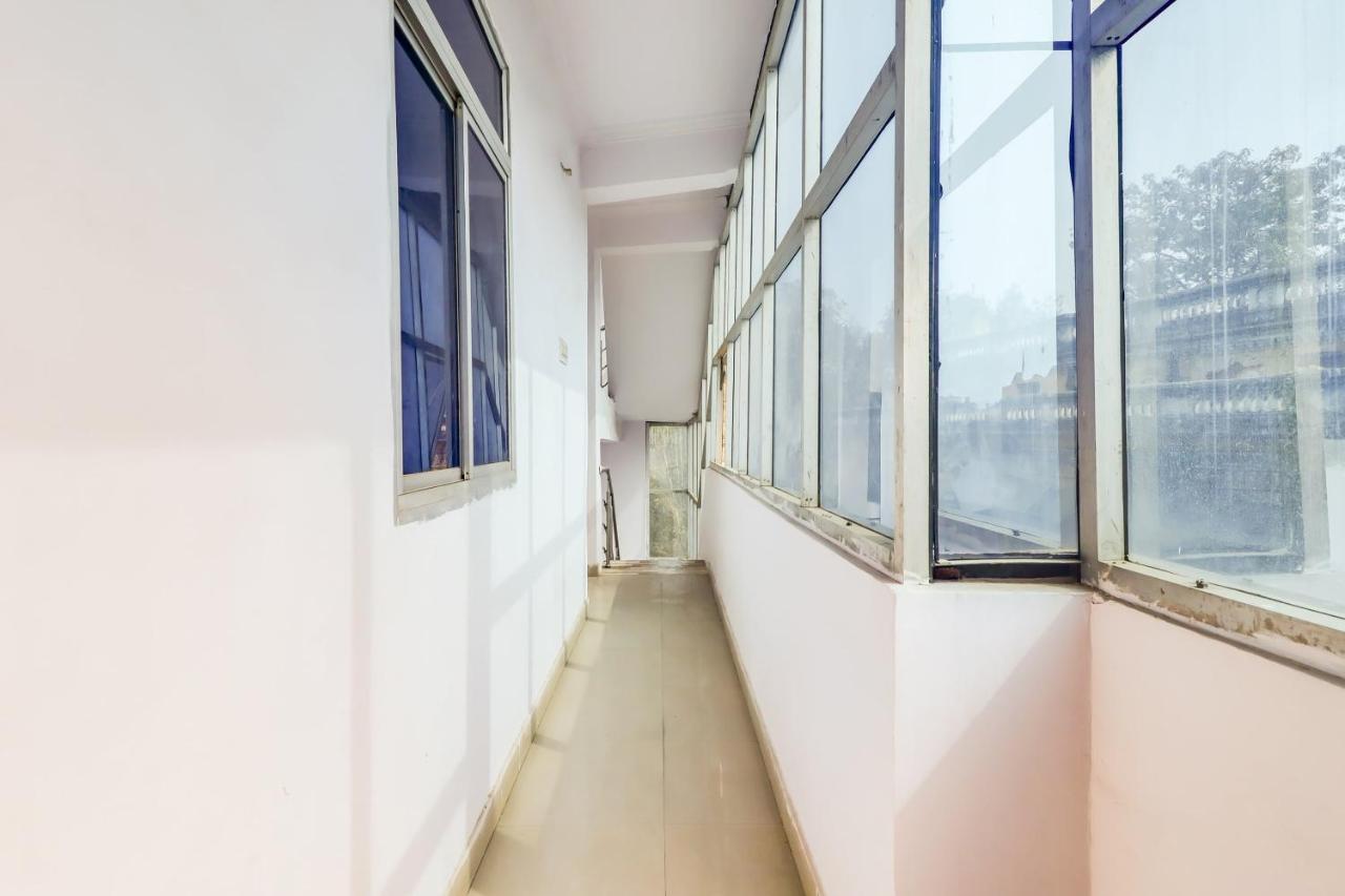 Super Collection O Dolphin Hotell Lucknow Exteriör bild