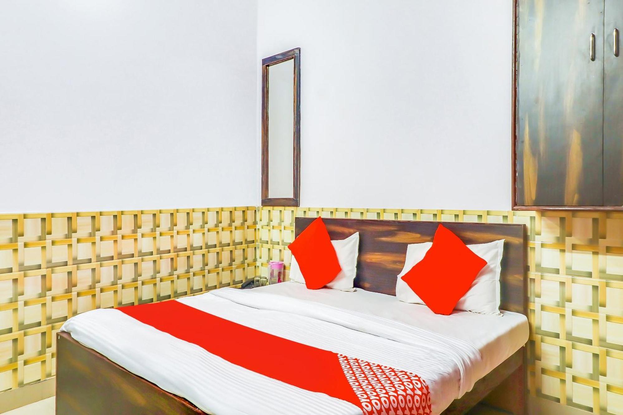 Super Collection O Dolphin Hotell Lucknow Exteriör bild